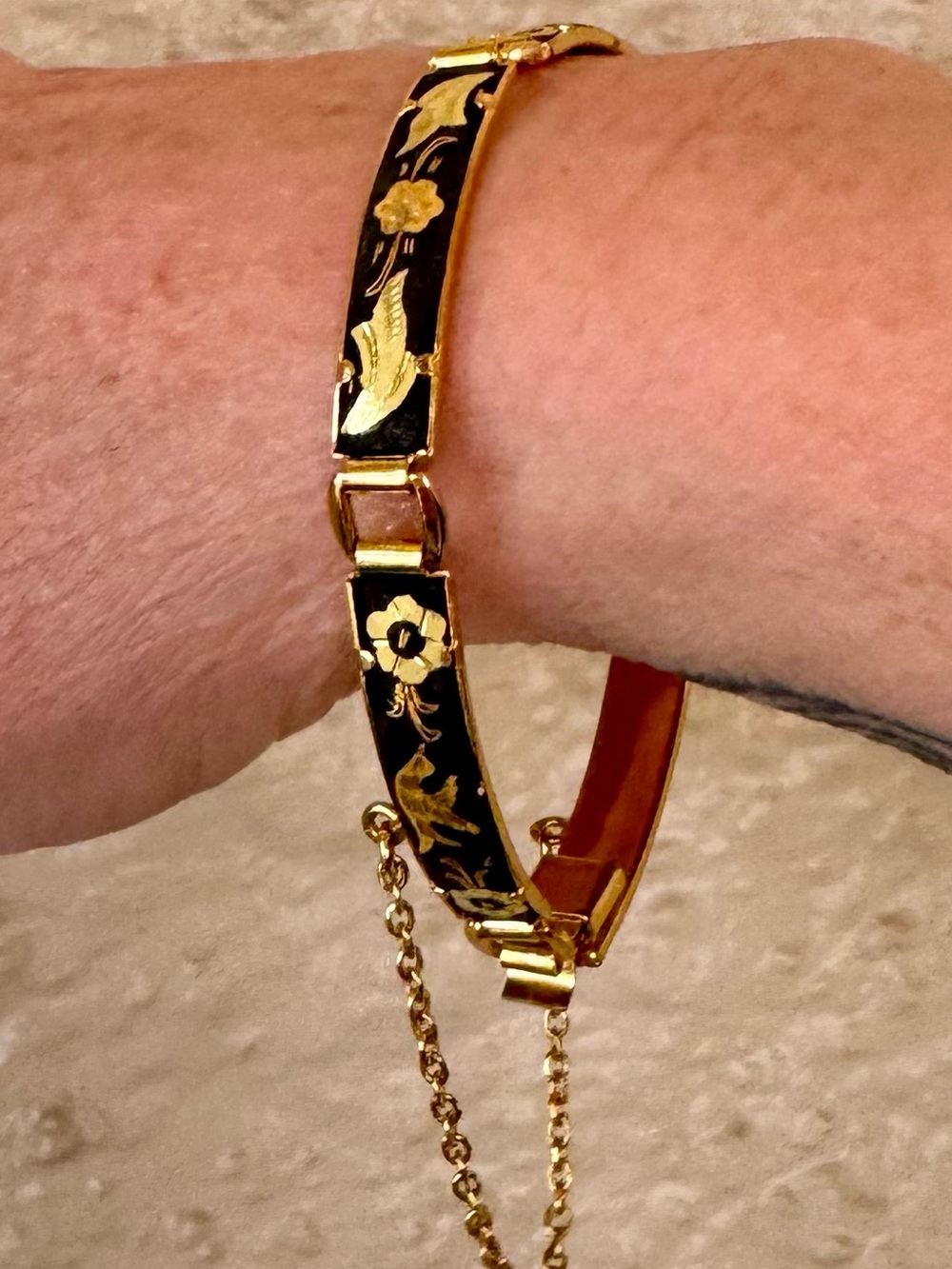 Vintage Gold Tone Black Enamel Damascene Link Bracelet